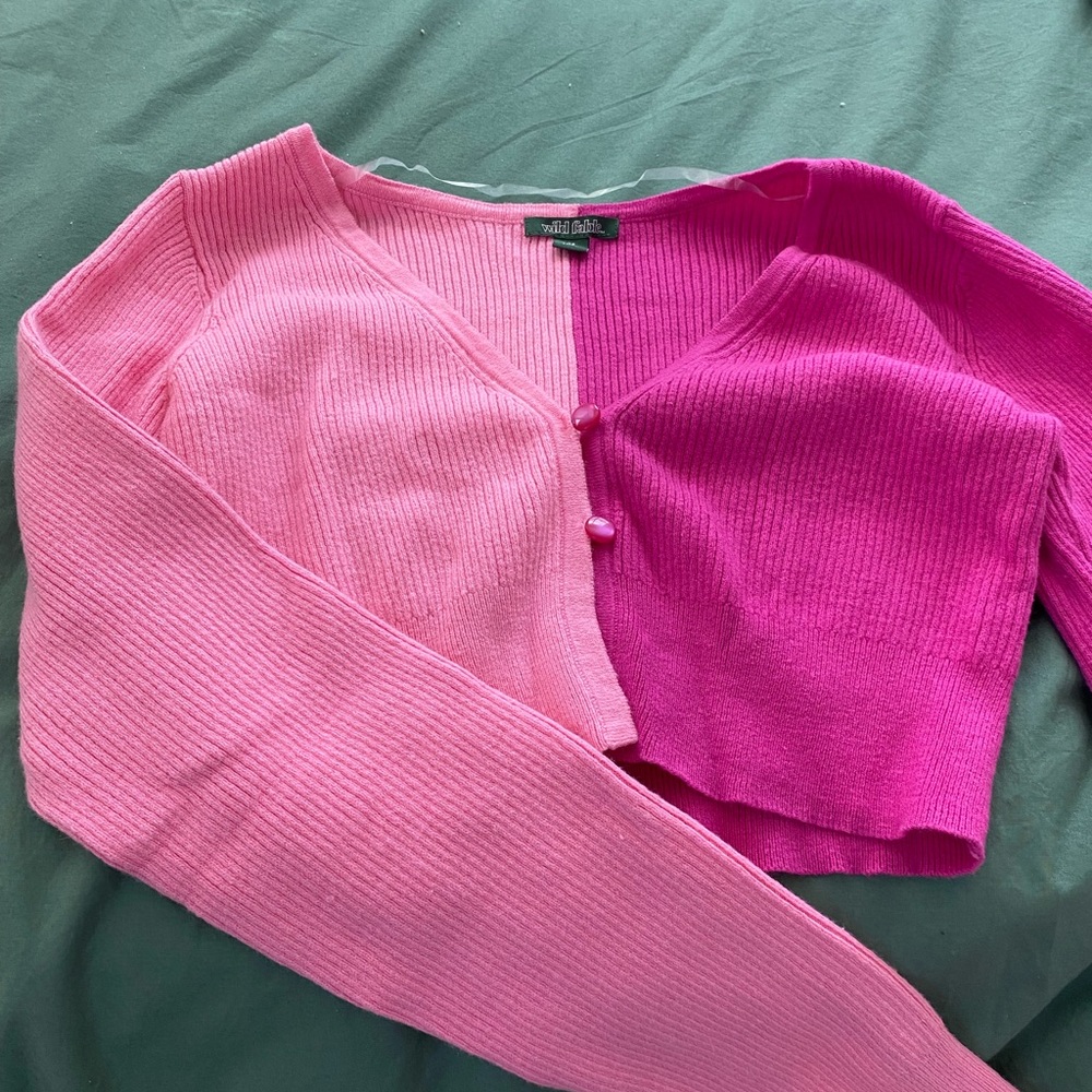 Pink ribbed sweater